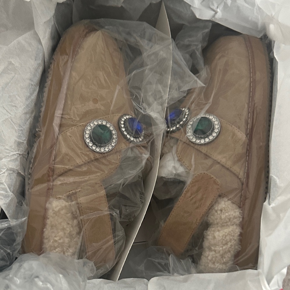 Kurt Geiger Tan Slip-On Shoes with Gem Accents - Picture 6 of 6